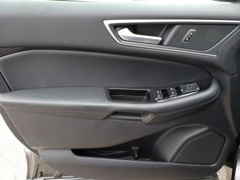 Used 2019 Ford Edge SEL w/ Equipment Group 201A image 9