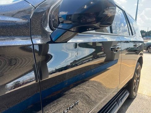 Used 2023 Chevrolet Tahoe RST w/ Luxury Package AWD/4WD image 6
