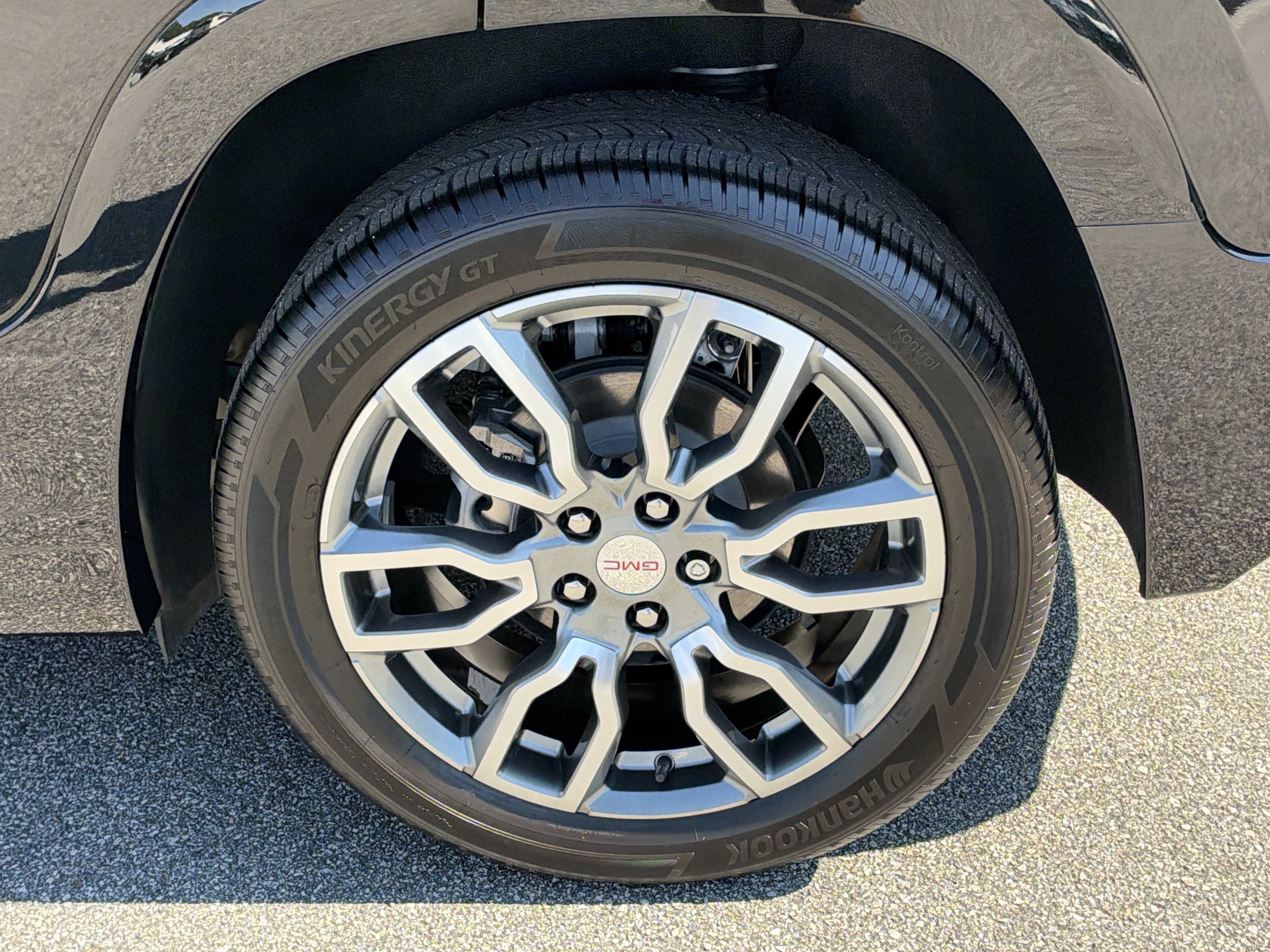 Used 2022 GMC Terrain Denali w/ Denali Premium Package AWD/4WD image 23