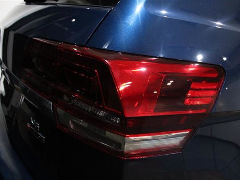 Used 2018 Volkswagen Atlas S image 11