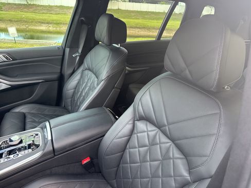 Certified 2023 BMW X7 xDrive40i w/ Executive Package image 7