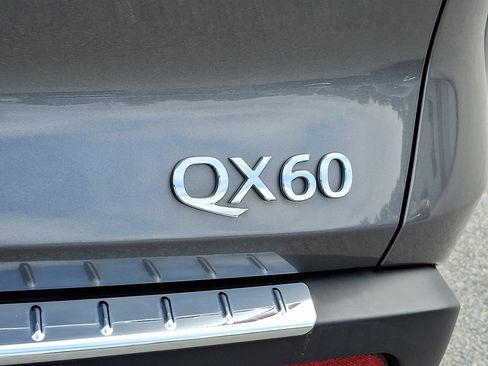 Certified 2023 INFINITI QX60 Luxe w/ Cargo Package AWD/4WD image 32