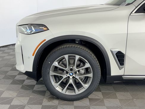 Used 2026 BMW X5 sDrive40i w/ Premium Package RWD image 10