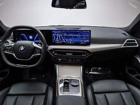 Certified 2025 BMW 330i Sedan image 13
