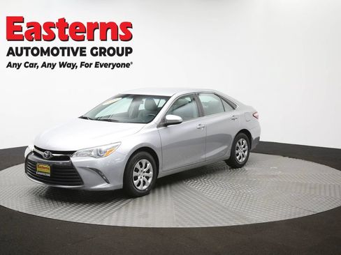 Used 2015 Toyota Camry LE FWD image 54