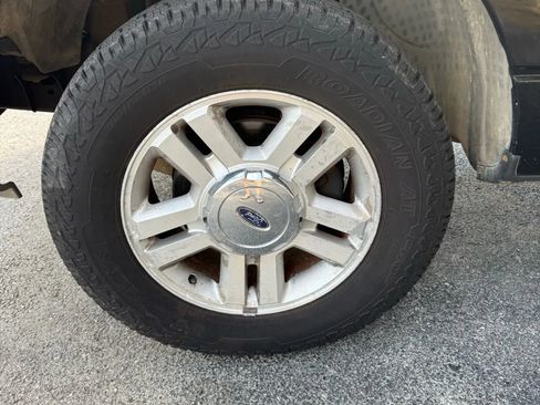 Used 2005 Ford F150 XLT image 16