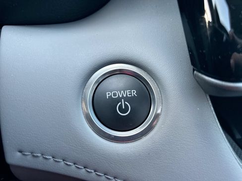 Certified 2026 Toyota Highlander Limited AWD/4WD image 18