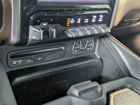 Used 2019 RAM 1500 Limited AWD/4WD image 23