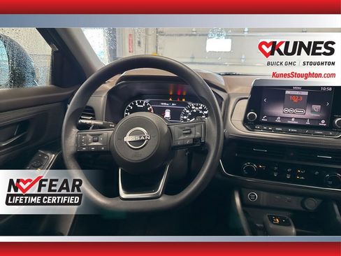 Used 2023 Nissan Rogue S FWD image 37