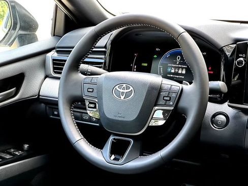 New 2026 Toyota Camry SE FWD image 23