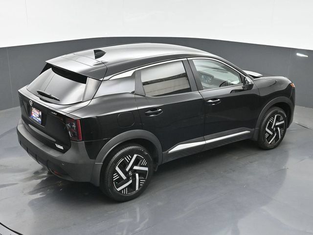 Used 2025 Nissan Kicks SV w/ Charging Package FWD image 33