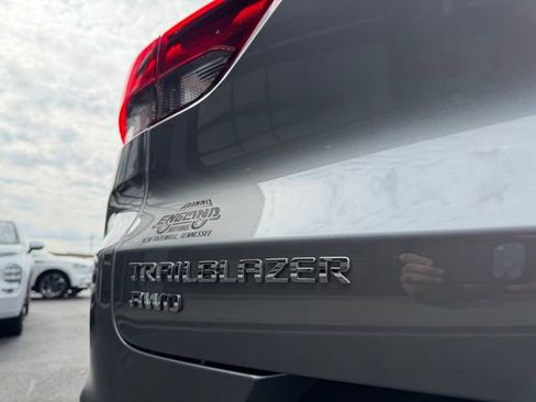 Used 2024 Chevrolet TrailBlazer LT w/ LT Cold Weather Package image 14