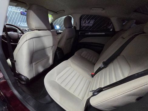 Used 2017 Ford Fusion S FWD image 27