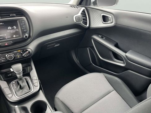 New 2025 Kia Soul LX image 14