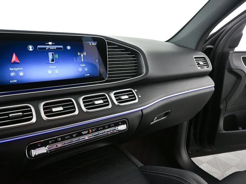Certified 2025 Mercedes-Benz GLE 450 4MATIC image 13