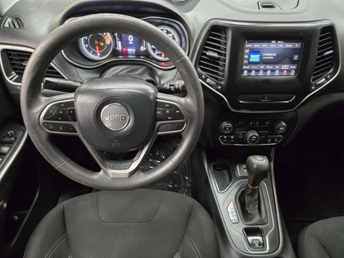 Used 2020 Jeep Cherokee Latitude image 10