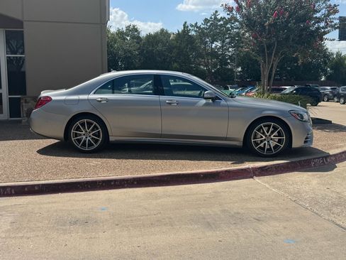 Used 2018 Mercedes-Benz S 560 4MATIC Sedan image 7