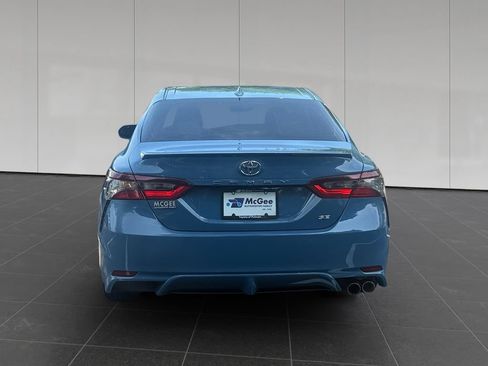 Used 2023 Toyota Camry SE w/ Convenience Package FWD image 4