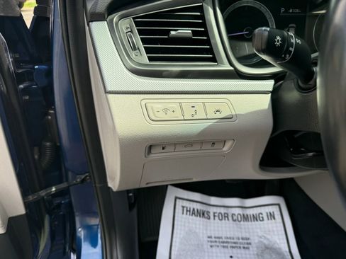 Used 2019 Hyundai Sonata SEL w/ Tech Package 02 FWD image 26