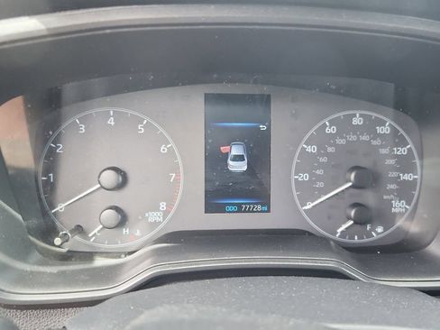 Used 2025 Toyota Corolla LE FWD image 19