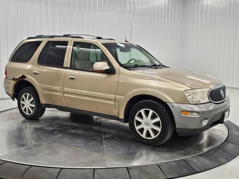 Used 2004 Buick Rainier CXL image 33