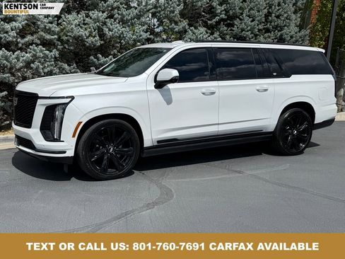 Used 2025 Cadillac Escalade ESV Sport Platinum AWD/4WD image 1