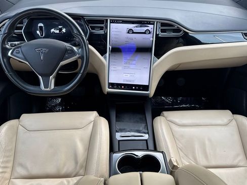 Used 2016 Tesla Model X 75D image 12