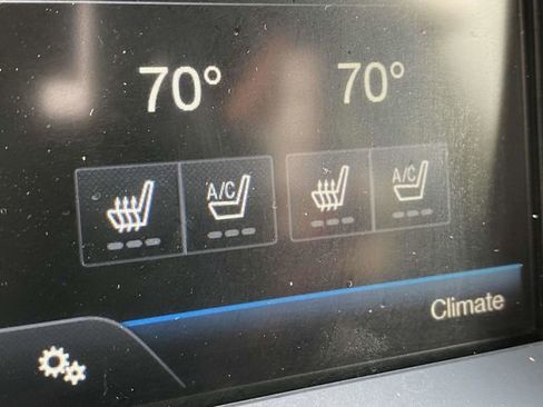 Used 2014 Ford F150 FX4 w/ Equipment Group 402A Luxury image 29