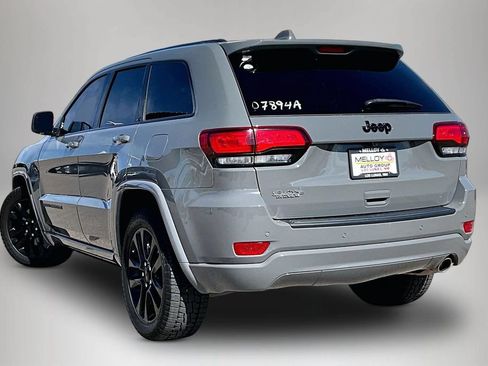 Used 2021 Jeep Grand Cherokee Laredo X RWD image 4
