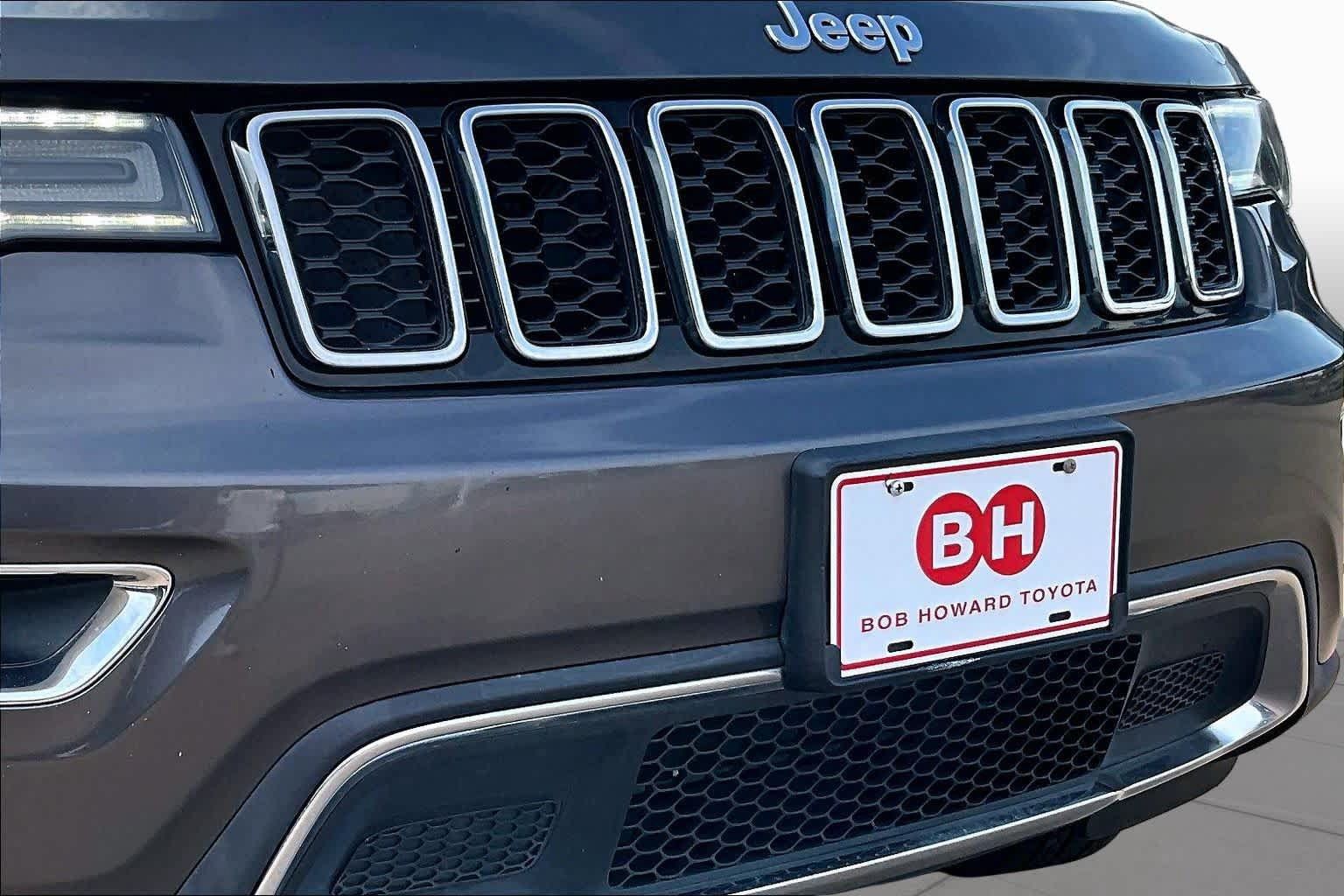 Used 2017 Jeep Grand Cherokee Limited w/ Luxury Group II AWD/4WD image 28