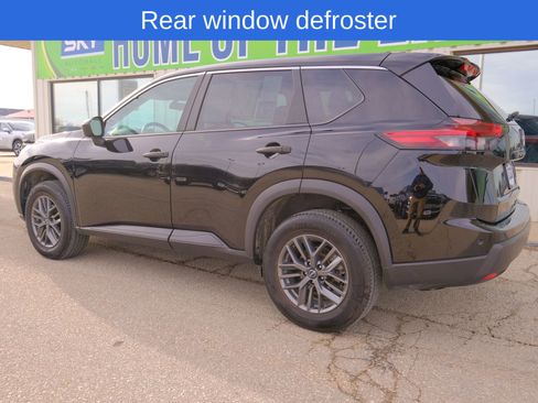 Used 2024 Nissan Rogue S image 4