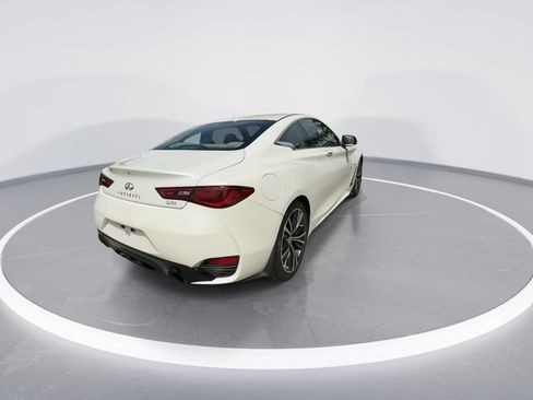 Used 2018 INFINITI Q60 3.0t Luxe w/ Sensory Package 3.0T Luxe RWD image 7