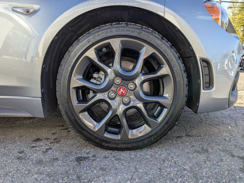 Used 2017 FIAT 124 Spider Abarth RWD image 48
