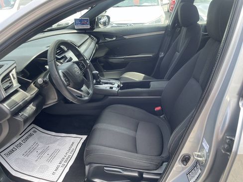 Used 2018 Honda Civic EX image 9