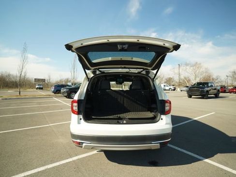 Used 2019 Honda Pilot Touring image 17