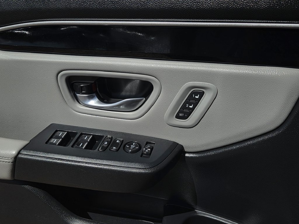 Certified 2025 Honda Pilot EX-L image 18
