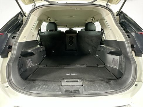 Used 2017 Nissan Rogue S image 27
