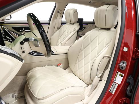 Used 2021 Mercedes-Benz Maybach S 580 4MATIC image 18