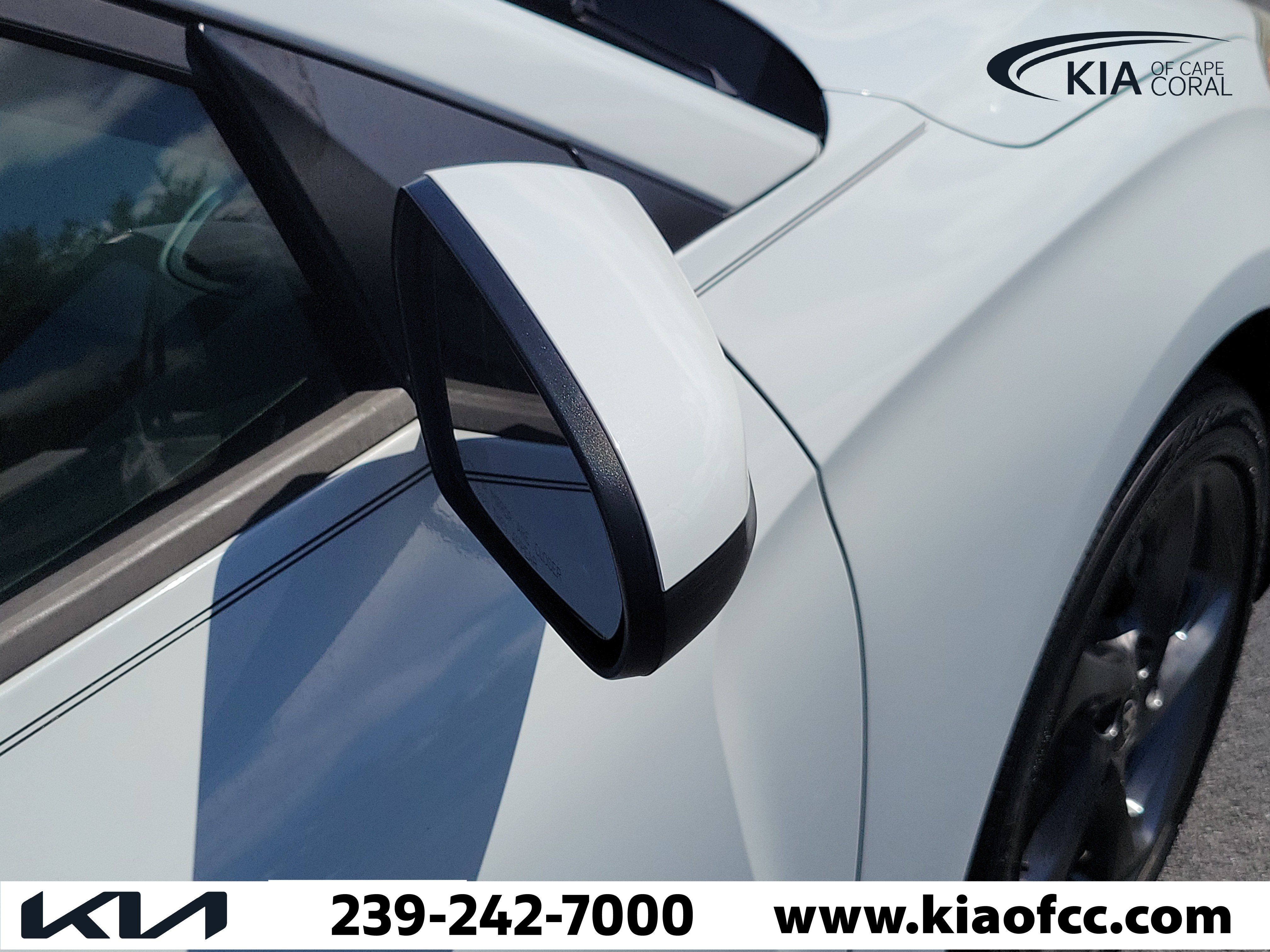 Used 2019 Hyundai Veloster 2.0 FWD image 8