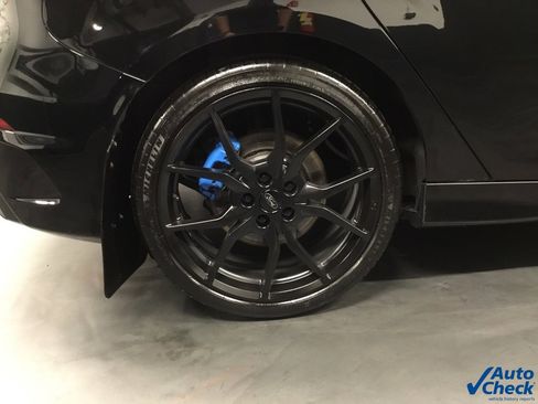 Used 2016 Ford Focus RS image 17