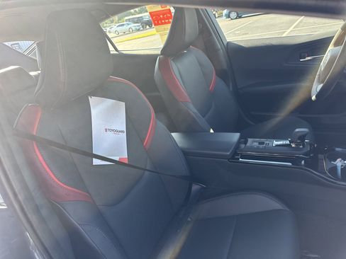 New 2026 Toyota Prius Plug-In Hybrid image 32