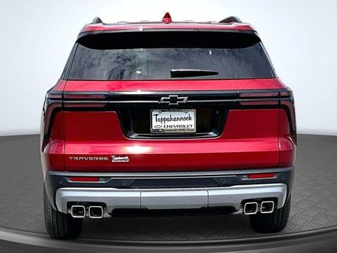New 2026 Chevrolet Traverse LT w/ Driver Confidence Package FWD image 4