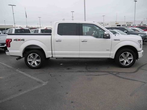 Used 2015 Ford F150 Platinum w/ Equipment Group 701A Luxury image 28