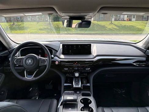 Used 2024 Acura MDX SH-AWD w/ Technology Package image 27
