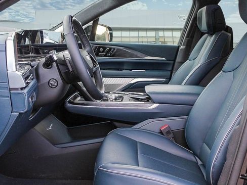 Used 2025 Cadillac Escalade IQ Sport 2 image 12