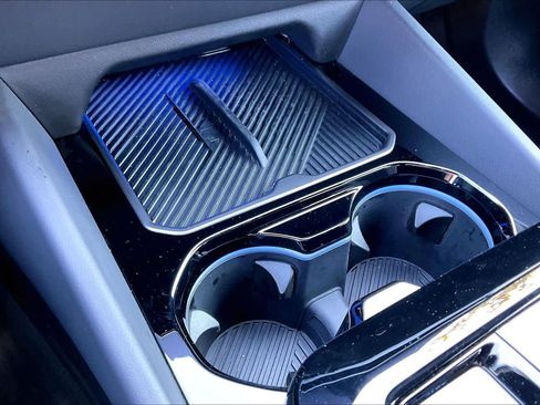 Used 2025 BMW i5 eDrive40i w/ M Sport Package image 36