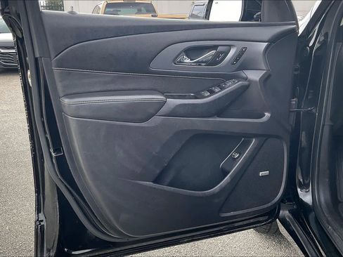 Used 2020 Chevrolet Traverse Premier w/ Redline Edition image 21