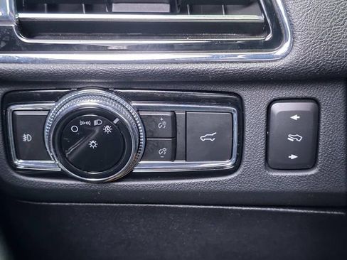 Used 2021 Lincoln Navigator 2WD image 14