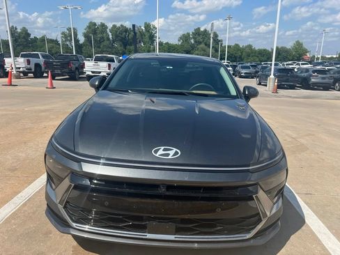 Used 2025 Hyundai Sonata Limited FWD image 7