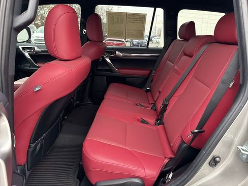 Used 2022 Lexus GX 460 Premium image 17